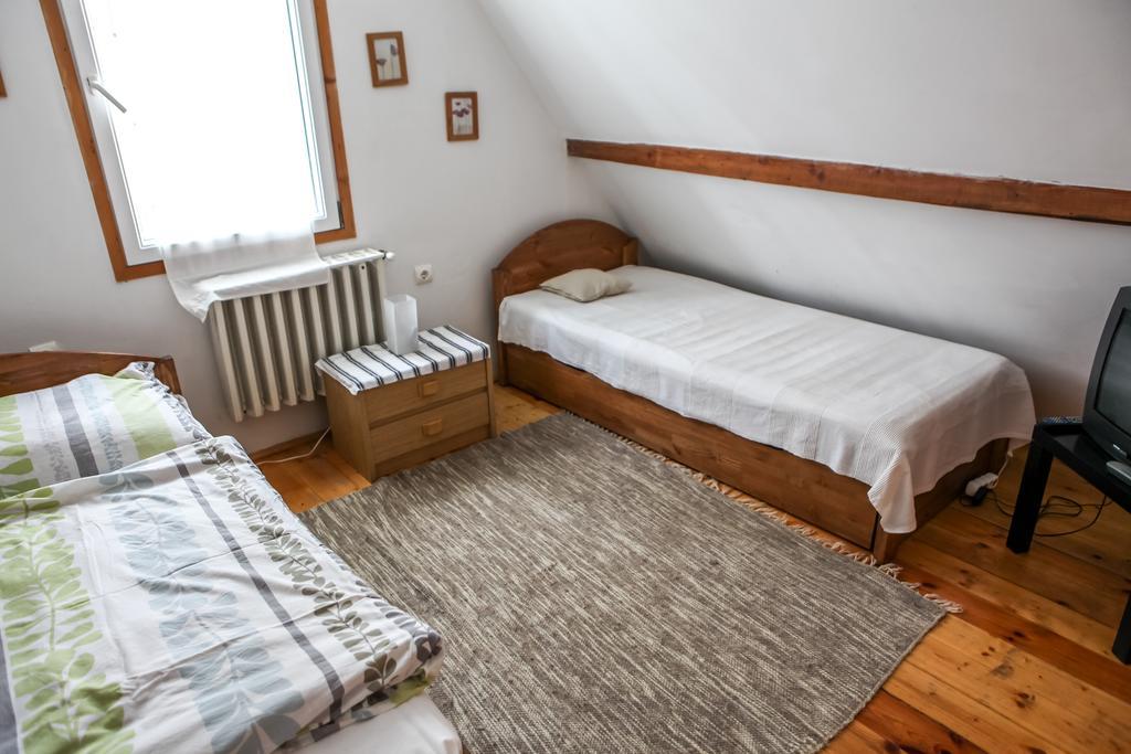 Myrtus Pince Es Vendeghaz Otel Tarcal Oda fotoğraf