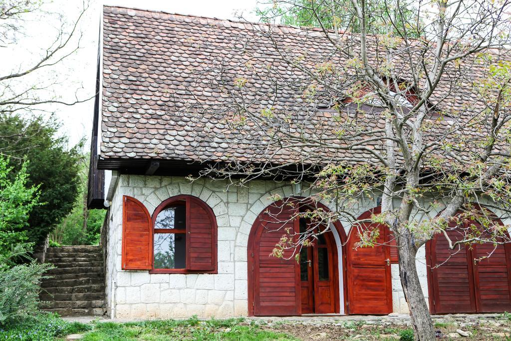 Myrtus Pince Es Vendeghaz Otel Tarcal Dış mekan fotoğraf