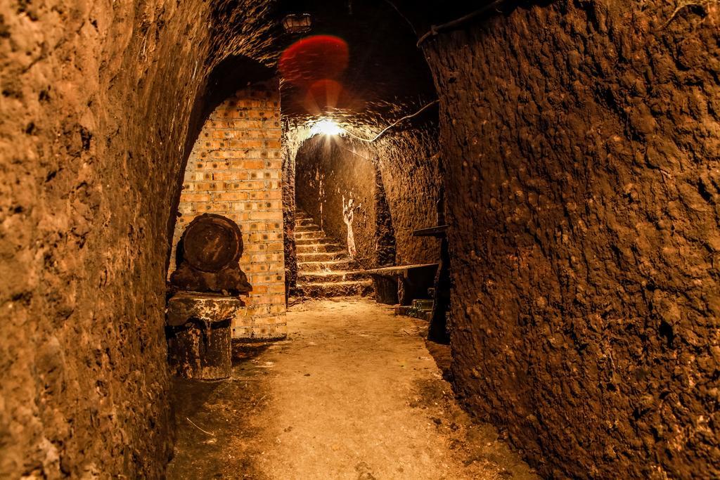 Myrtus Pince Es Vendeghaz Otel Tarcal Dış mekan fotoğraf